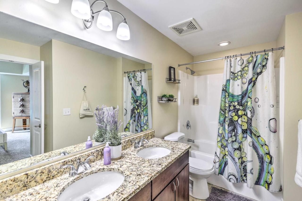Grand Haven Condo With Patio Less Than 1 Mi To Downtown Kültér fotó
