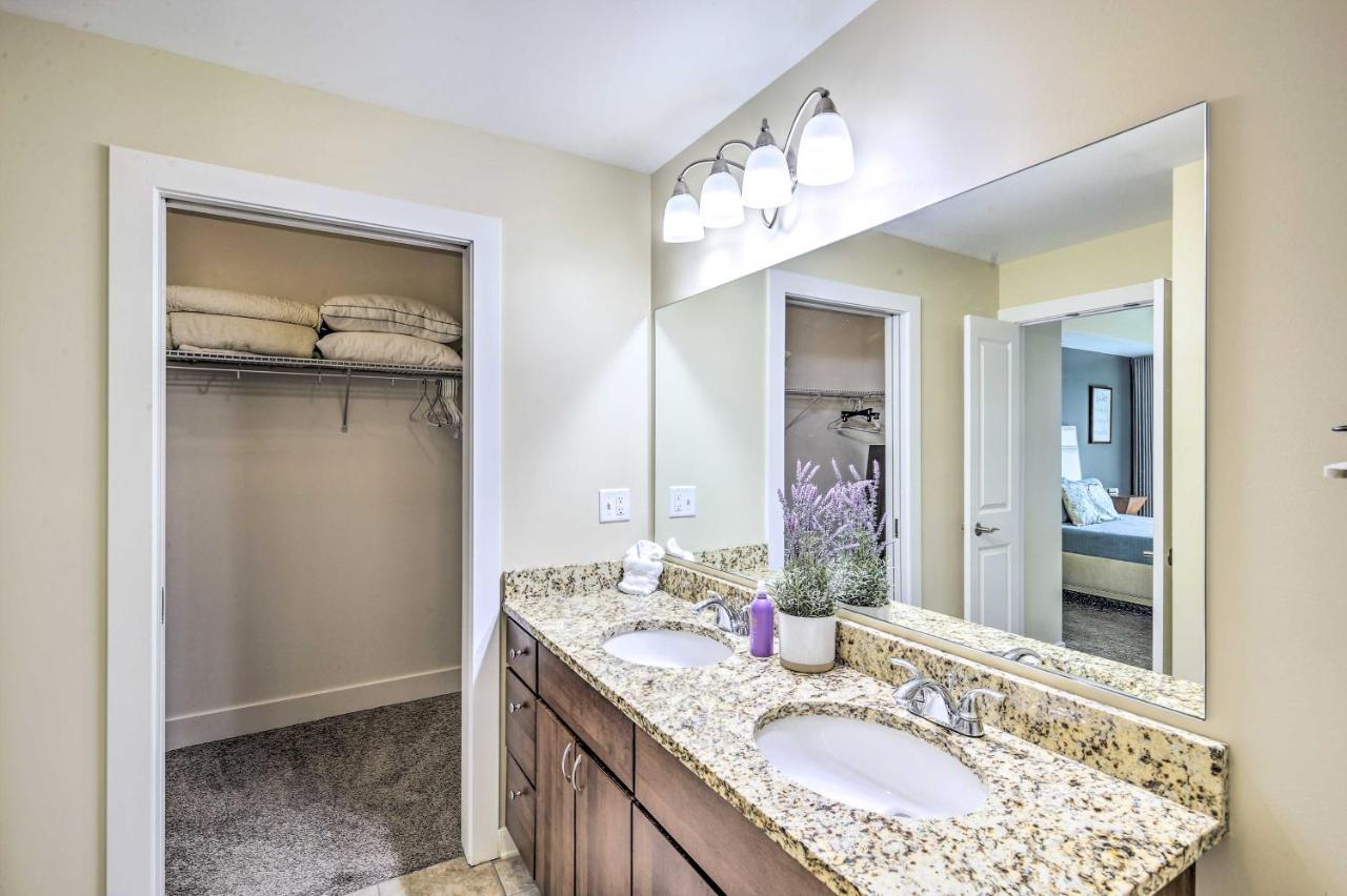 Grand Haven Condo With Patio Less Than 1 Mi To Downtown Kültér fotó